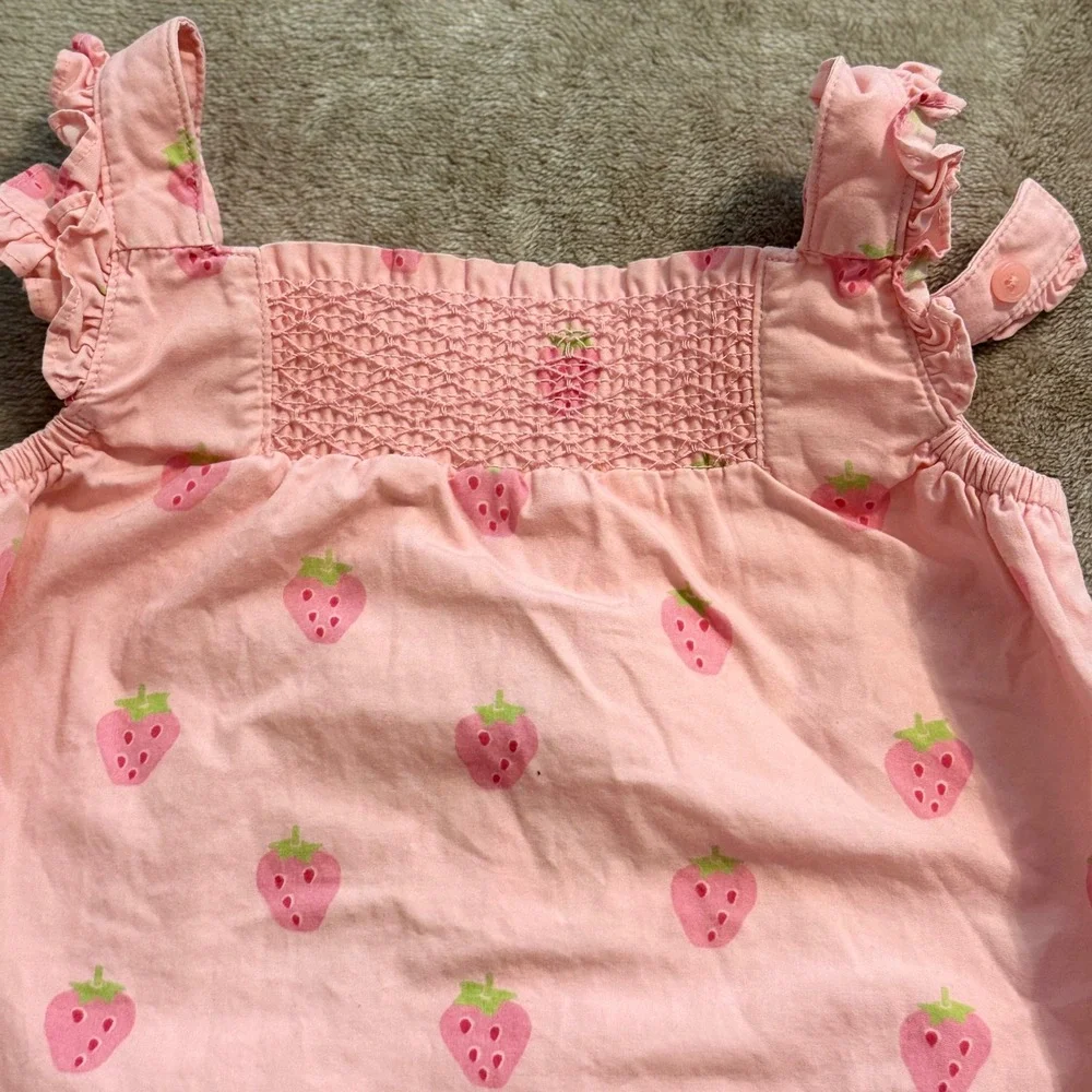 Gymboree Vintage 2001 Pink Strawberry Smocked Romper Sunsuit 12-18 Months Cotton